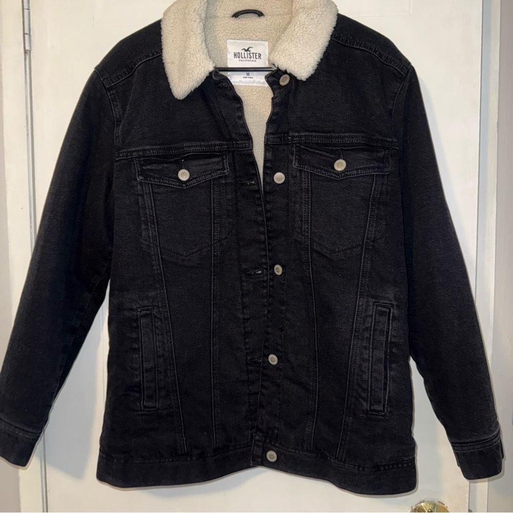 Hollister Black Jacket with Cream Sherpa Collar